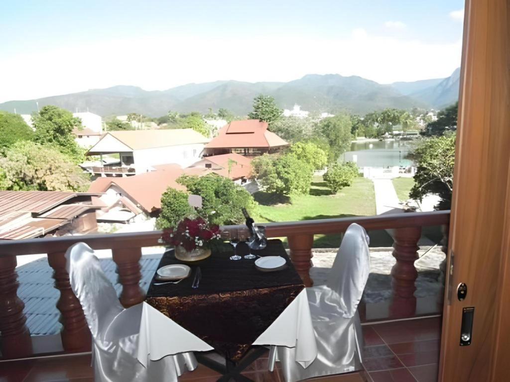 Ngamta Hotel Mae Hong Son Extérieur photo